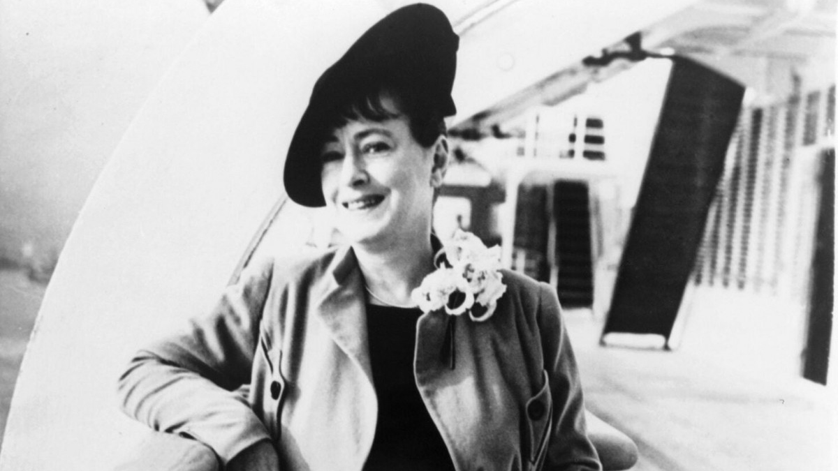 Dorothy Parker Takes a Trip