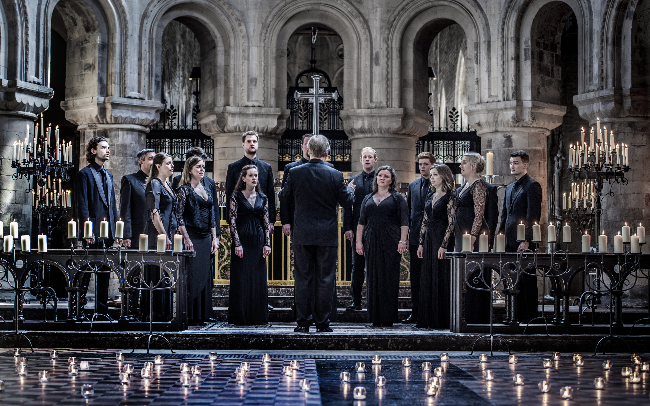 Fauré’s Requiem & Bach | Tenebrae & Aurora Orchestra